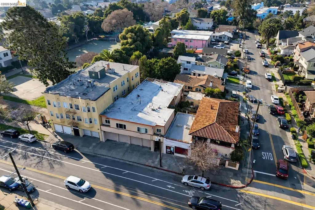 1661 Fruitvale Avenue Oakland CA 94601