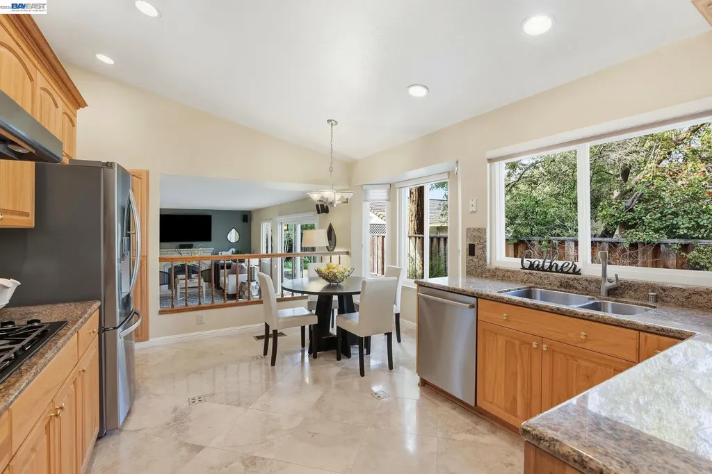 3593 Whitehall Court Pleasanton CA 94588