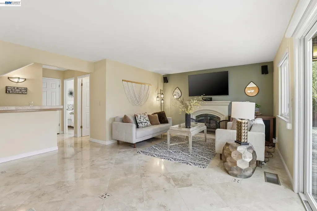 3593 Whitehall Court Pleasanton CA 94588