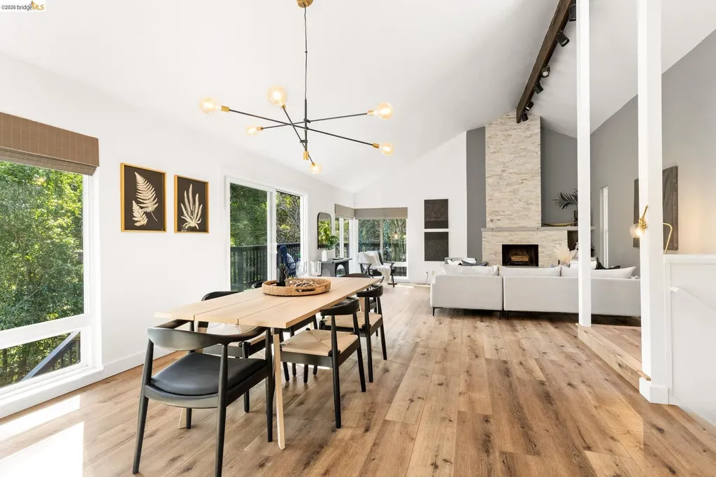 6931 Pinehaven Road Oakland CA 94611