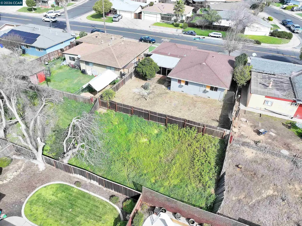 1212 13th Street Antioch CA 94509