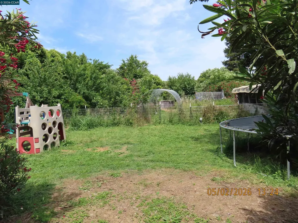 730 Stratford Avenue Dixon CA 95620