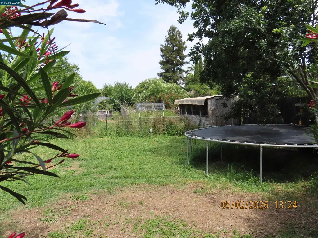730 Stratford Avenue Dixon CA 95620