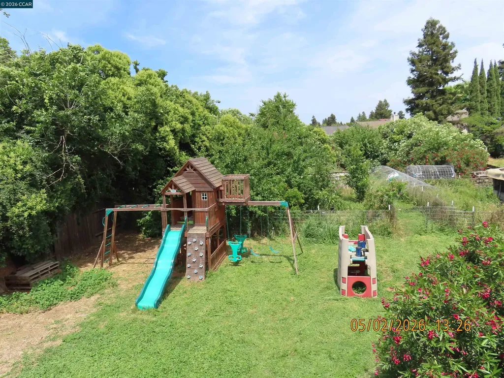 730 Stratford Avenue Dixon CA 95620