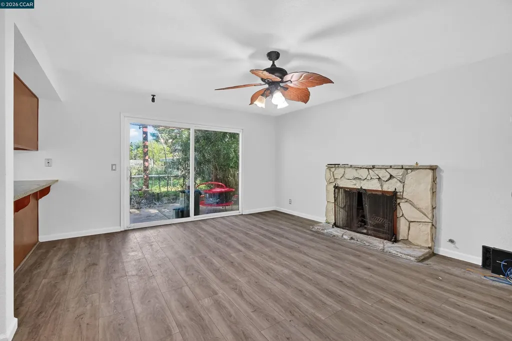 730 Stratford Avenue Dixon CA 95620