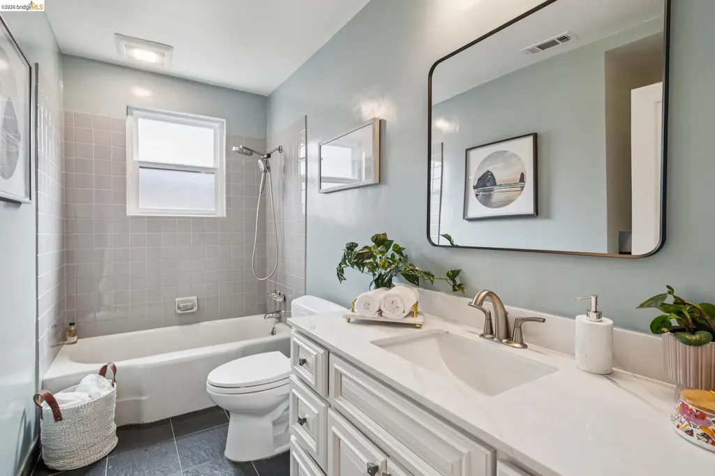 1009 Everett Street El Cerrito CA 94530