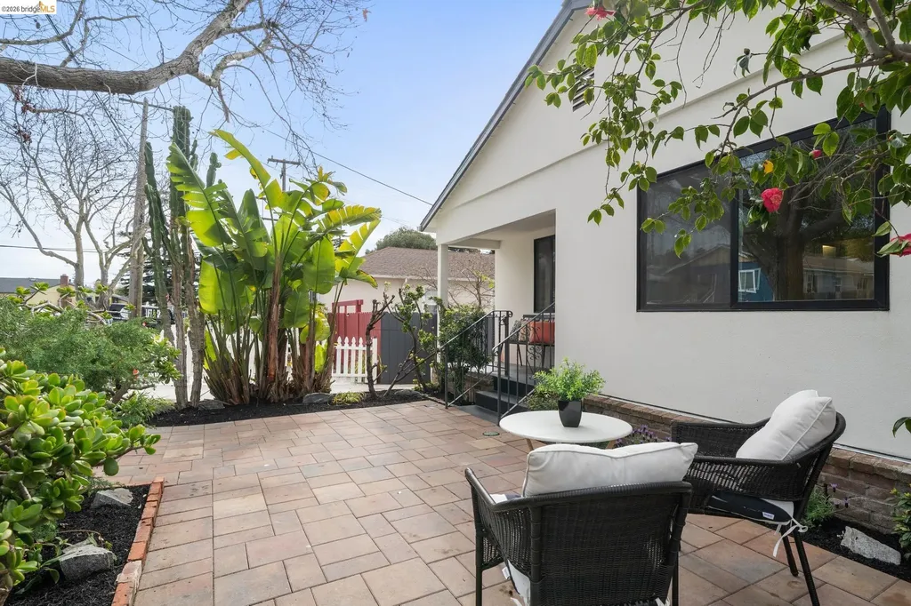 1009 Everett Street El Cerrito CA 94530