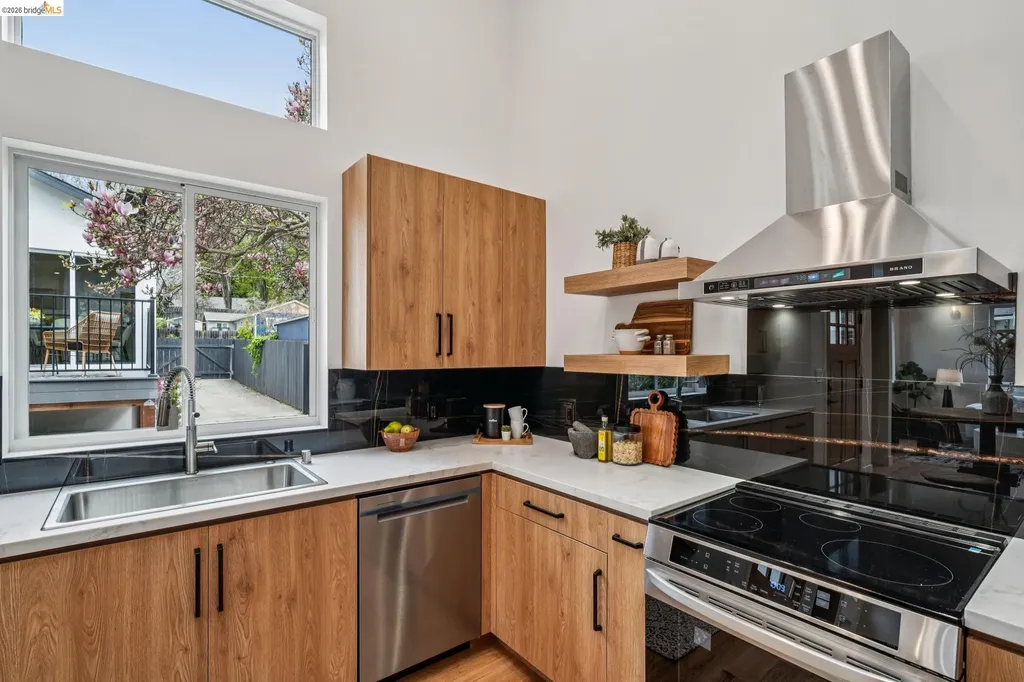 1009 Everett Street El Cerrito CA 94530