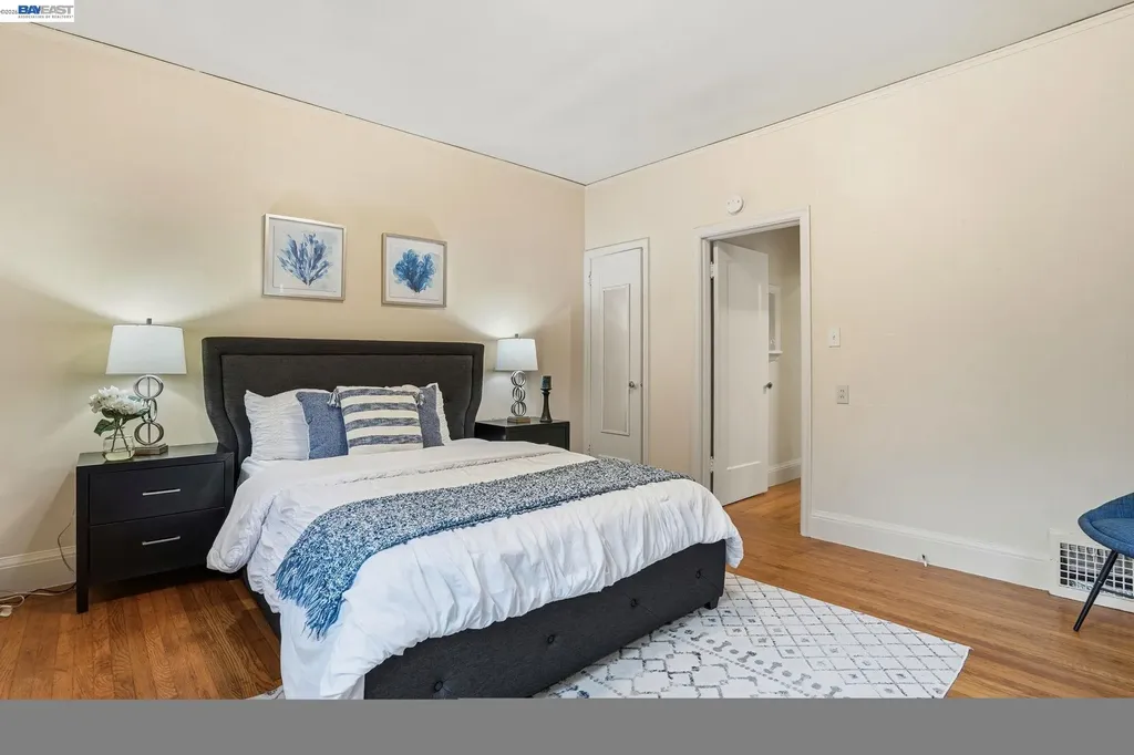 1424 Hampel Street Oakland CA 94602