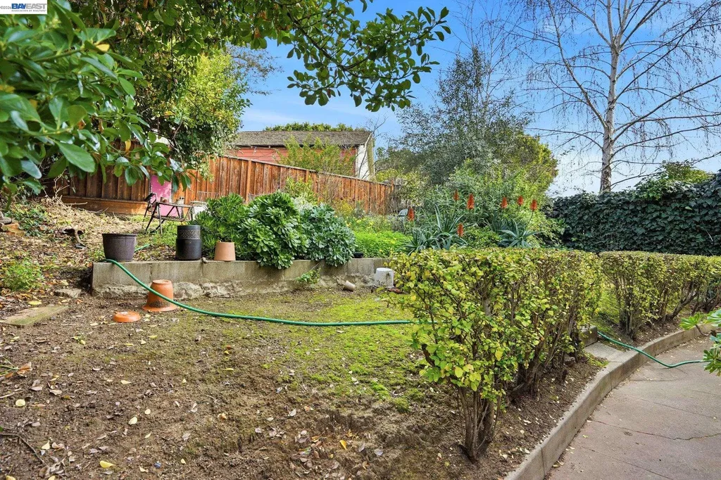 1424 Hampel Street Oakland CA 94602