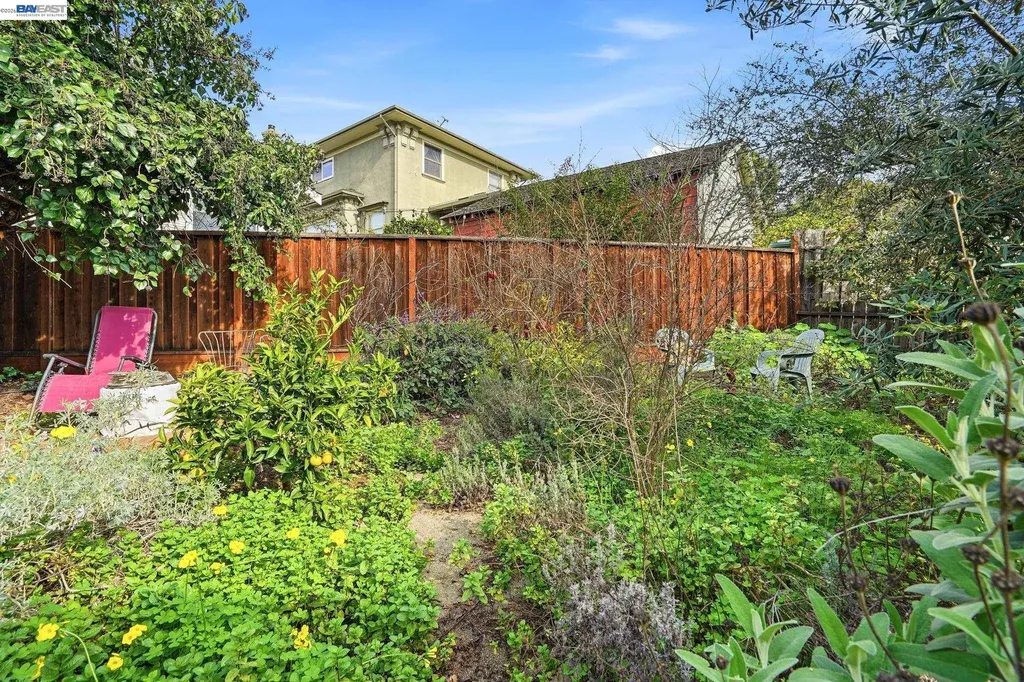 1424 Hampel Street Oakland CA 94602