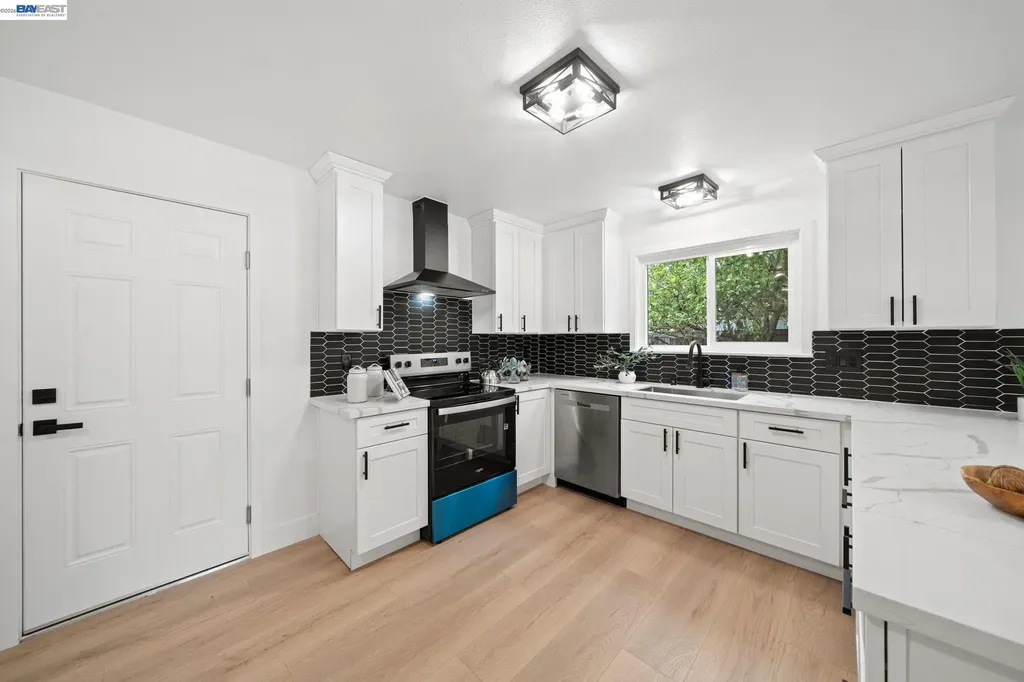 1602 Endriss Drive Martinez CA 94553