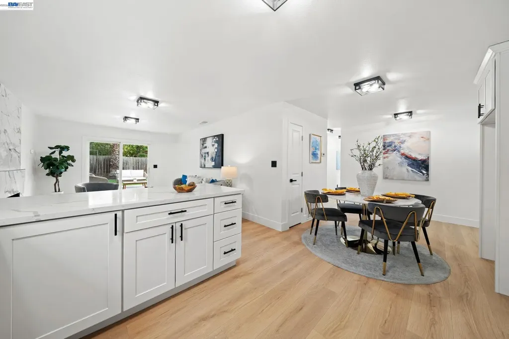 1602 Endriss Drive Martinez CA 94553