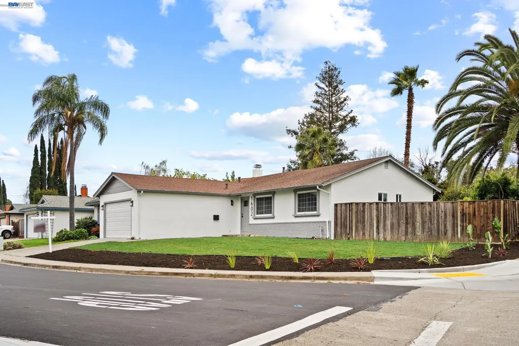 1602 Endriss Drive Martinez CA 94553