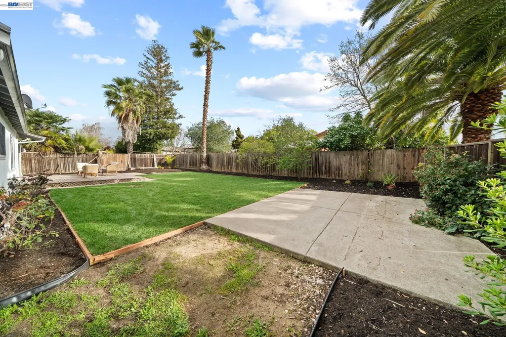 1602 Endriss Drive Martinez CA 94553