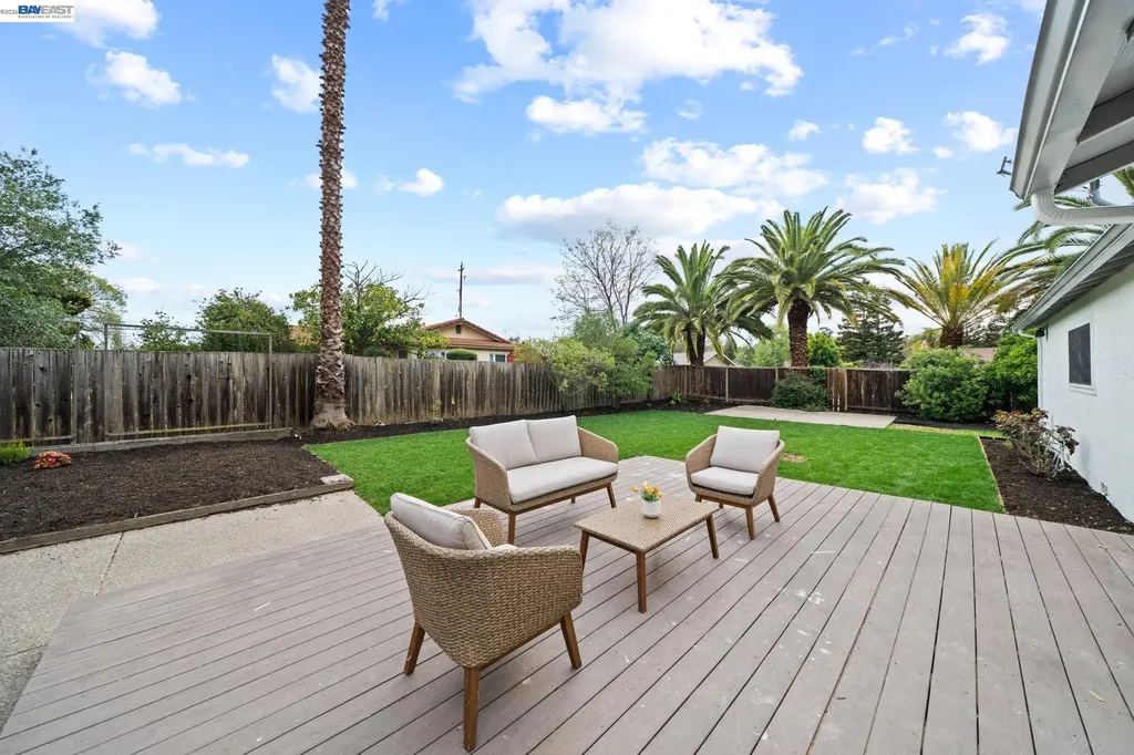 1602 Endriss Drive Martinez CA 94553