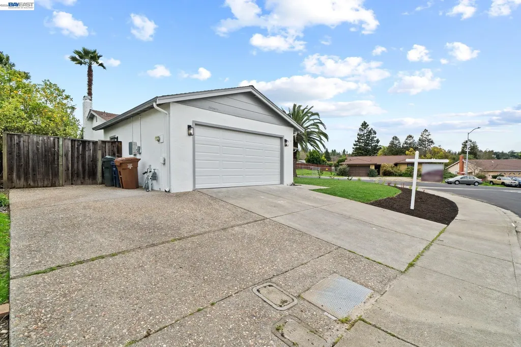 1602 Endriss Drive Martinez CA 94553