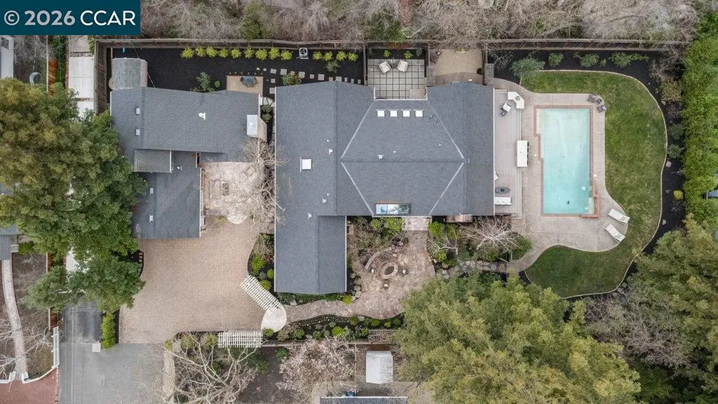 22 Calle Del Casarillo Diablo CA 94528