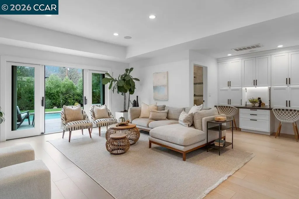 22 Calle Del Casarillo Diablo CA 94528