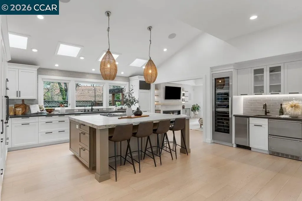 22 Calle Del Casarillo Diablo CA 94528