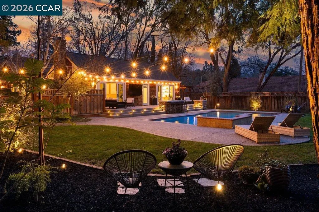 22 Calle Del Casarillo Diablo CA 94528