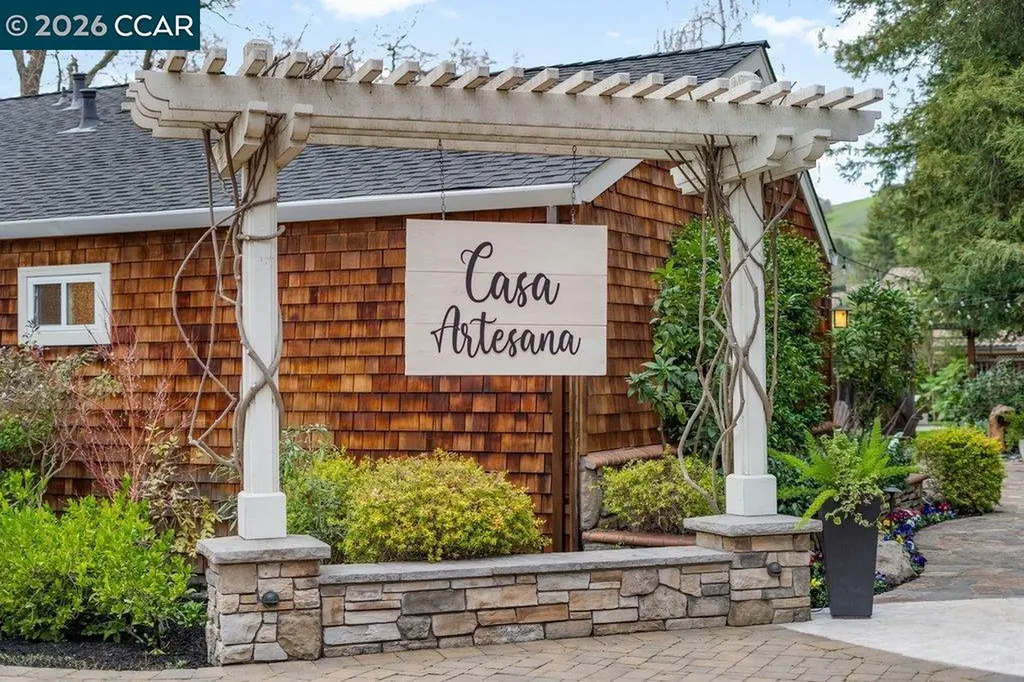 22 Calle Del Casarillo Diablo CA 94528