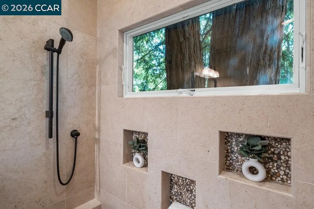 22 Calle Del Casarillo Diablo CA 94528