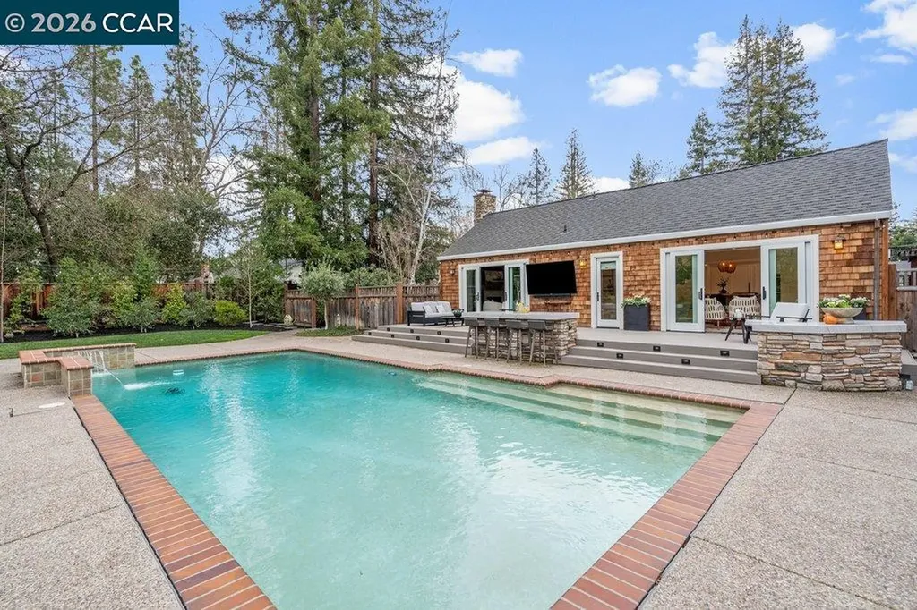 22 Calle Del Casarillo Diablo CA 94528