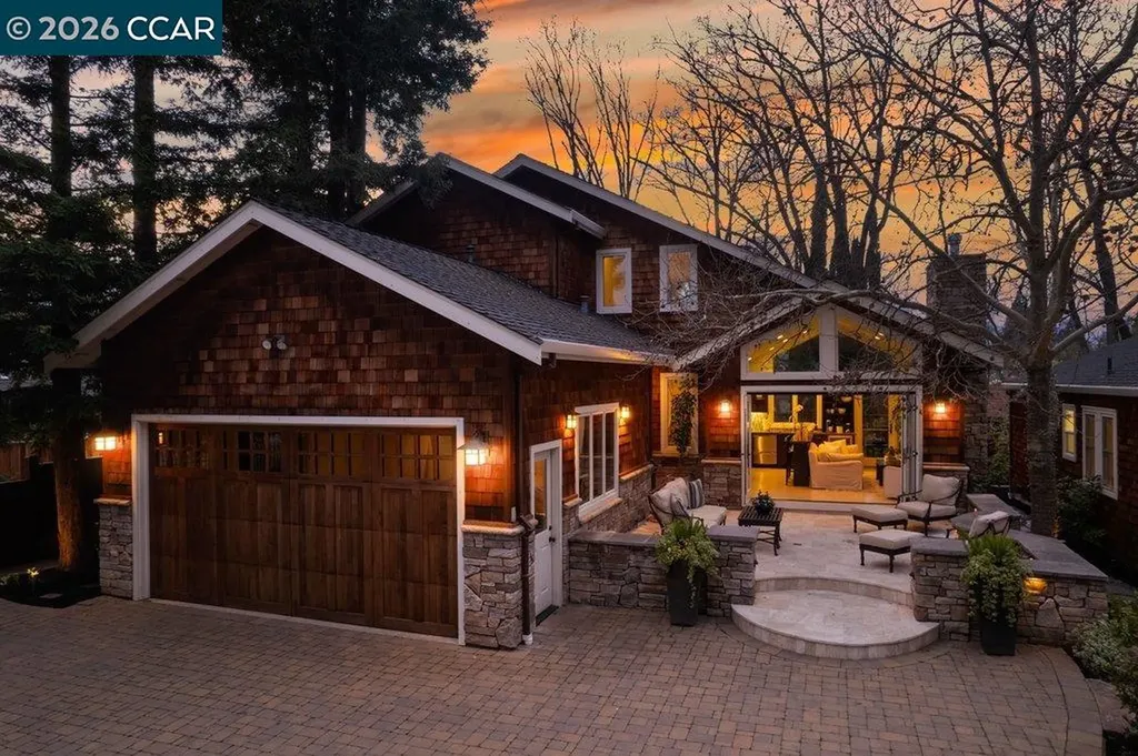 22 Calle Del Casarillo Diablo CA 94528