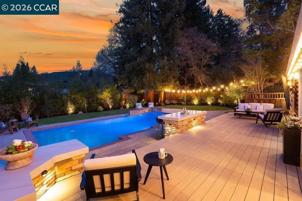 22 Calle Del Casarillo Diablo CA 94528