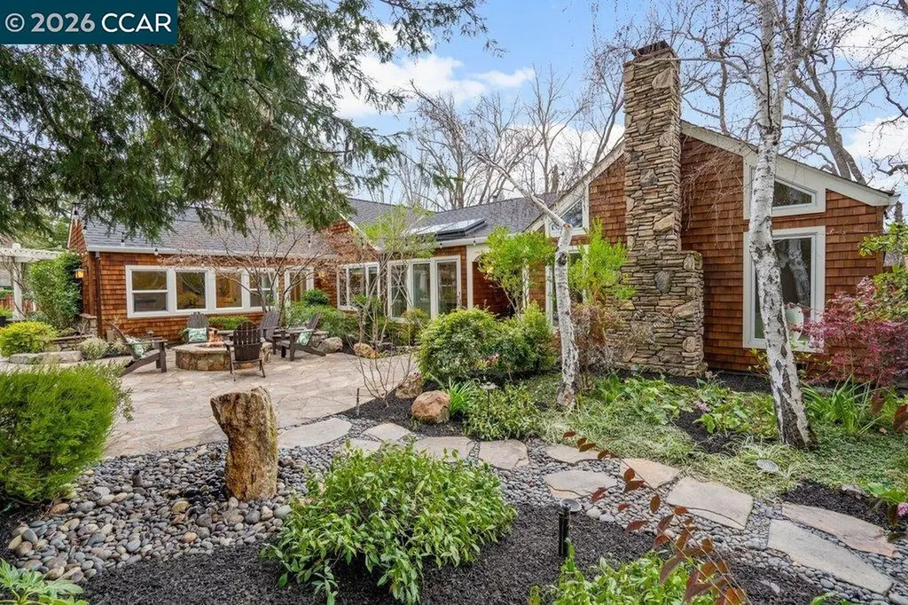 22 Calle Del Casarillo Diablo CA 94528