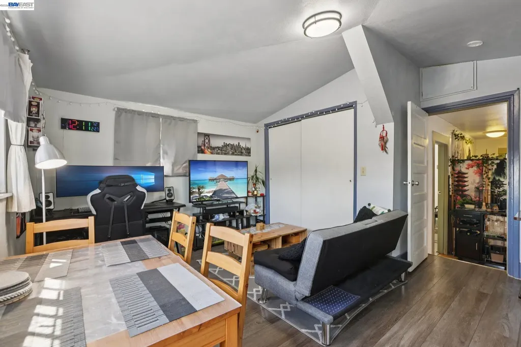 2514 21st Avenue Oakland CA 94606