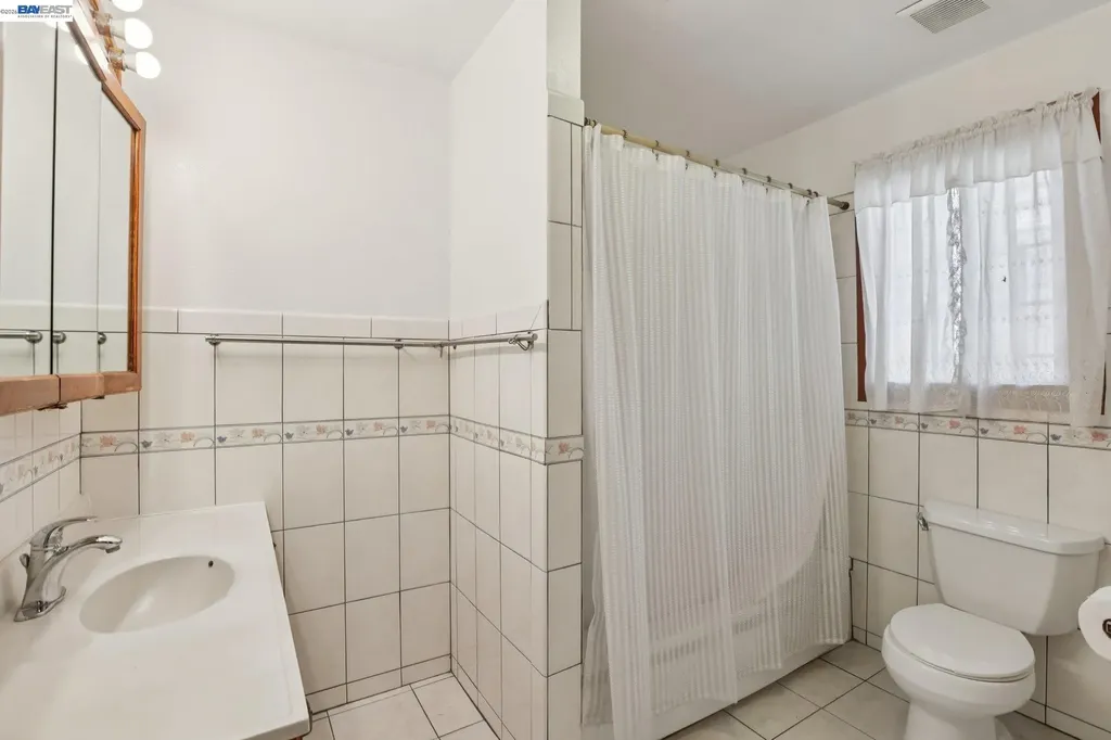 2514 21st Avenue Oakland CA 94606