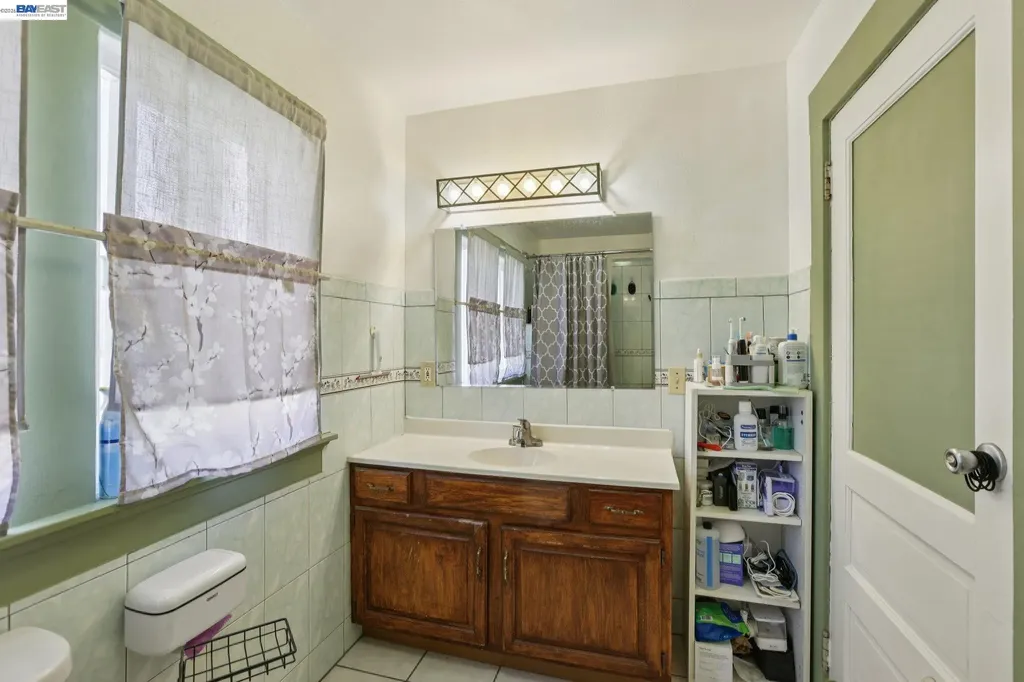 2514 21st Avenue Oakland CA 94606