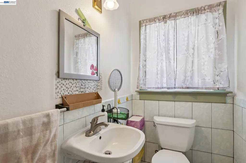 2514 21st Avenue Oakland CA 94606