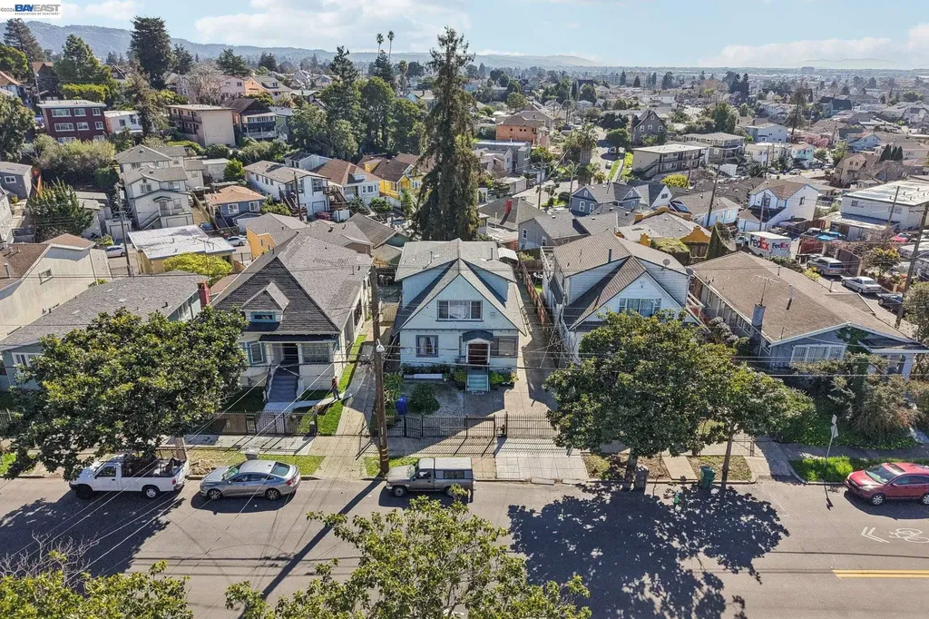 2514 21st Avenue Oakland CA 94606