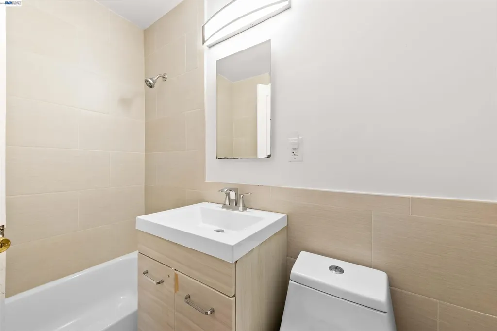 2102 Overhill Road Concord CA 94520