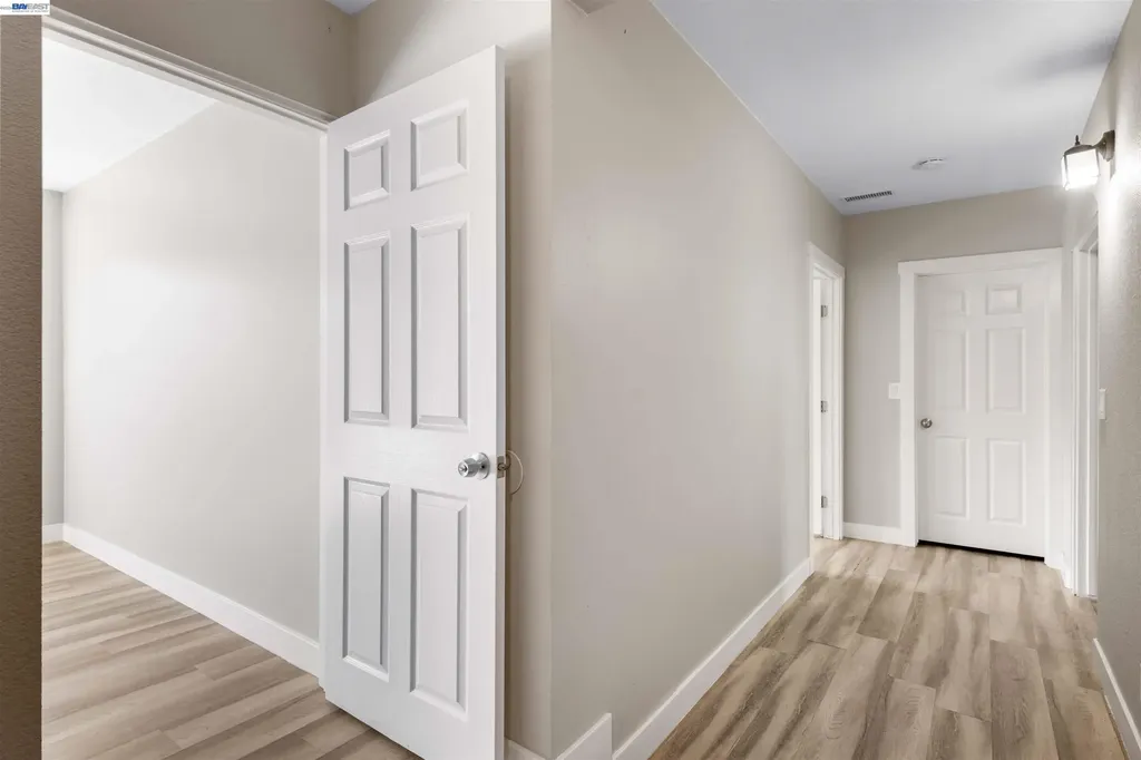 2102 Overhill Road Concord CA 94520