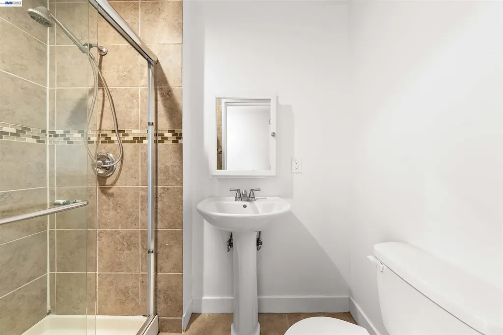 2102 Overhill Road Concord CA 94520