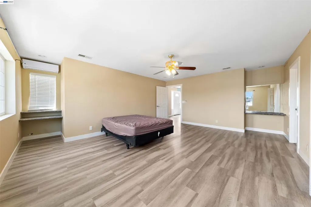 2102 Overhill Road Concord CA 94520