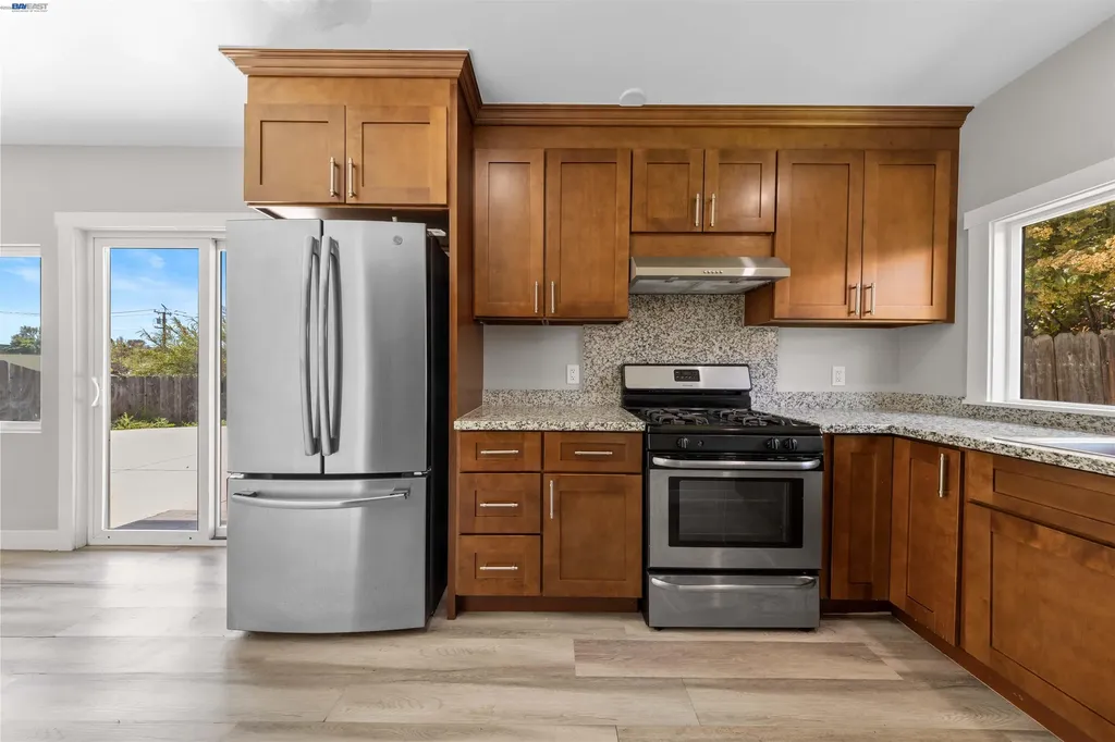 2102 Overhill Road Concord CA 94520