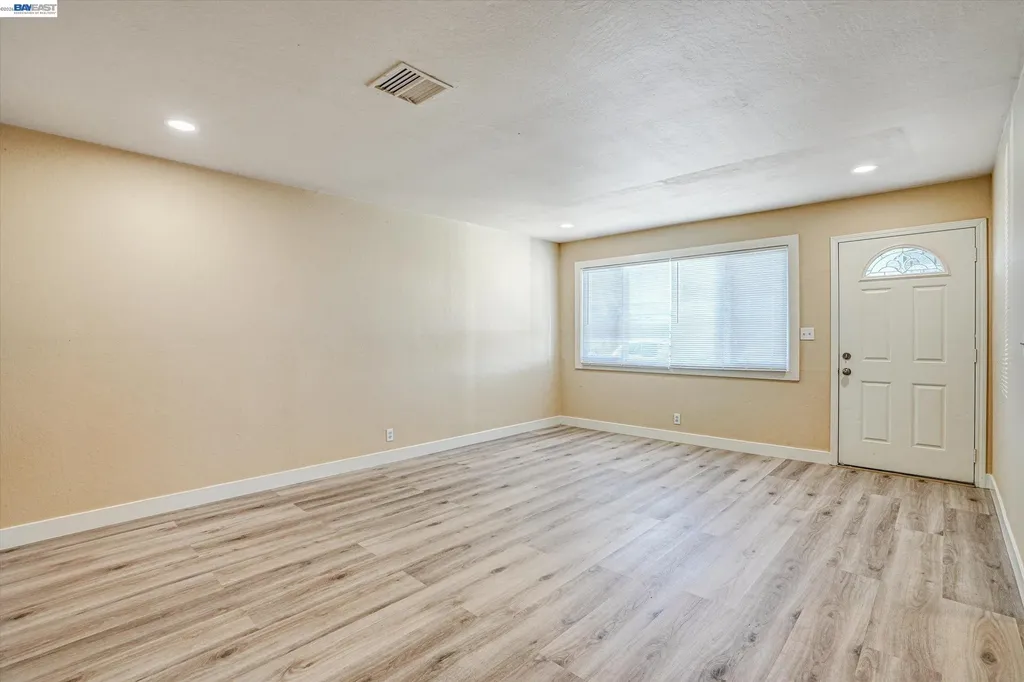 452 Wilshire Avenue Vallejo CA 94591