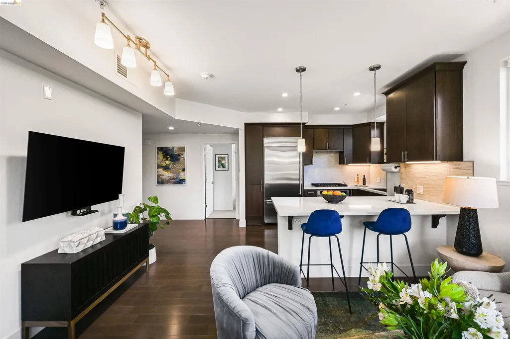 1000 Dewing Avenue Lafayette CA 94549