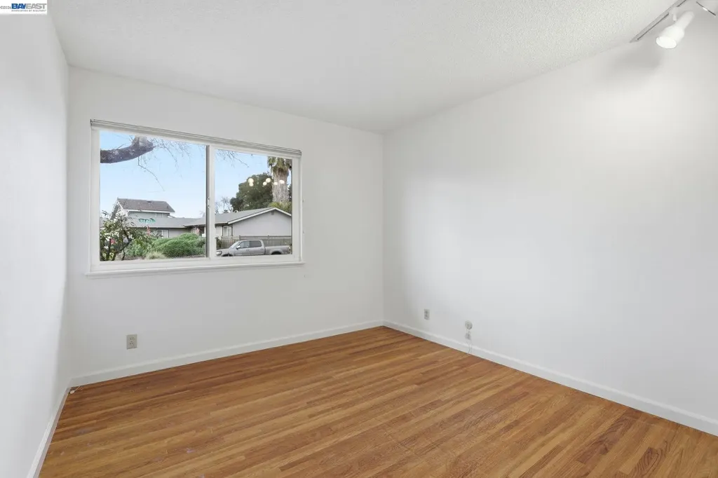 8589 Davona Drive Dublin CA 94568