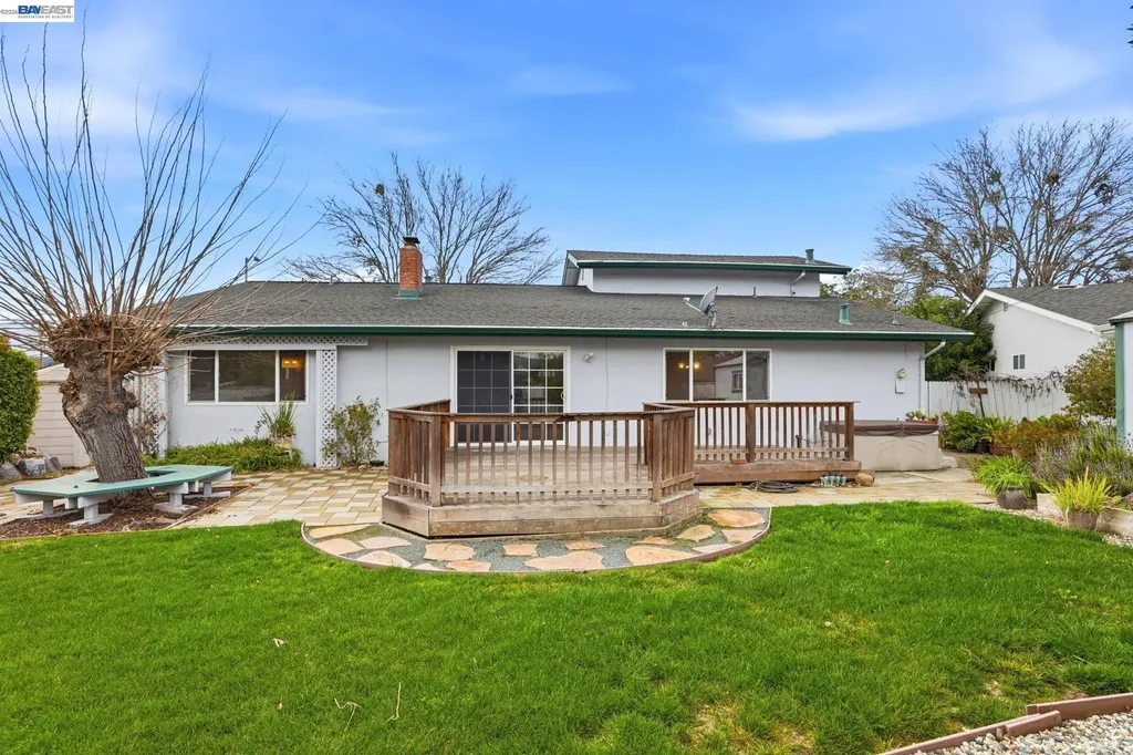 8589 Davona Drive Dublin CA 94568