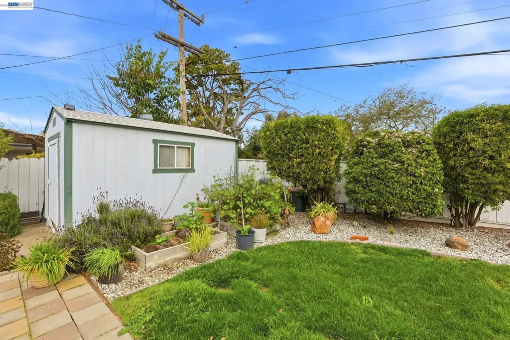 8589 Davona Drive Dublin CA 94568