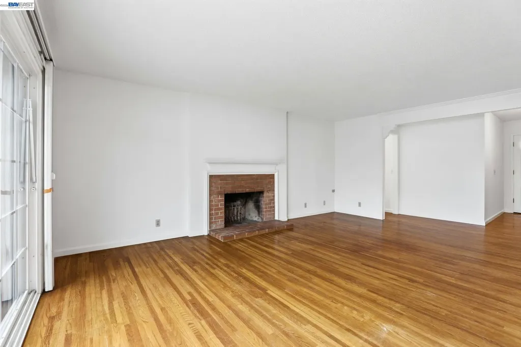 8589 Davona Drive Dublin CA 94568