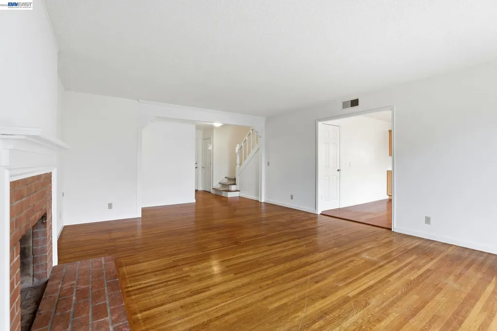 8589 Davona Drive Dublin CA 94568