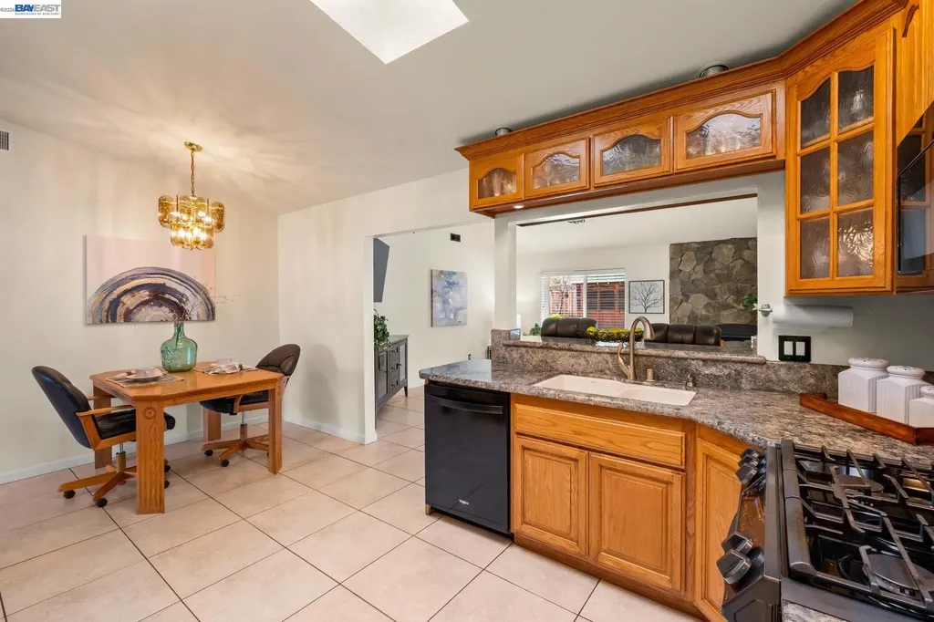 439 Hummingbird Lane Livermore CA 94551