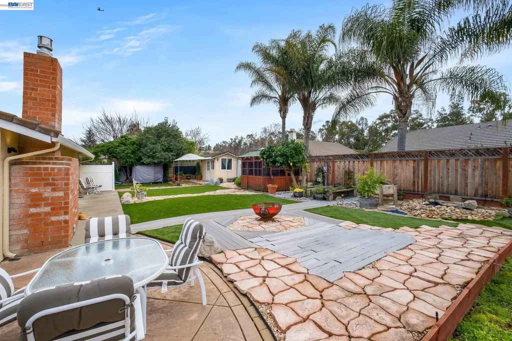 439 Hummingbird Lane Livermore CA 94551